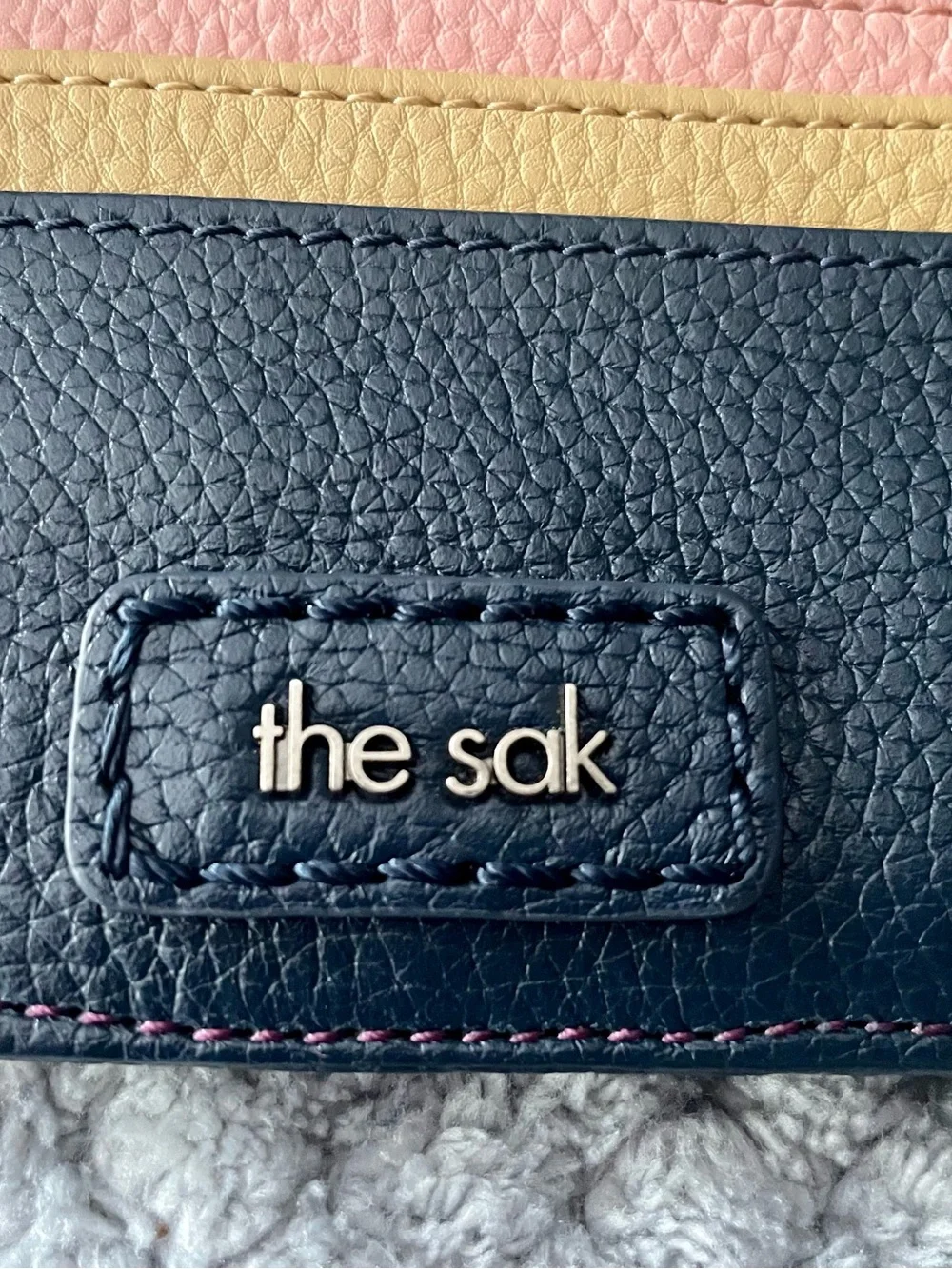 The Sak slim cardholder
